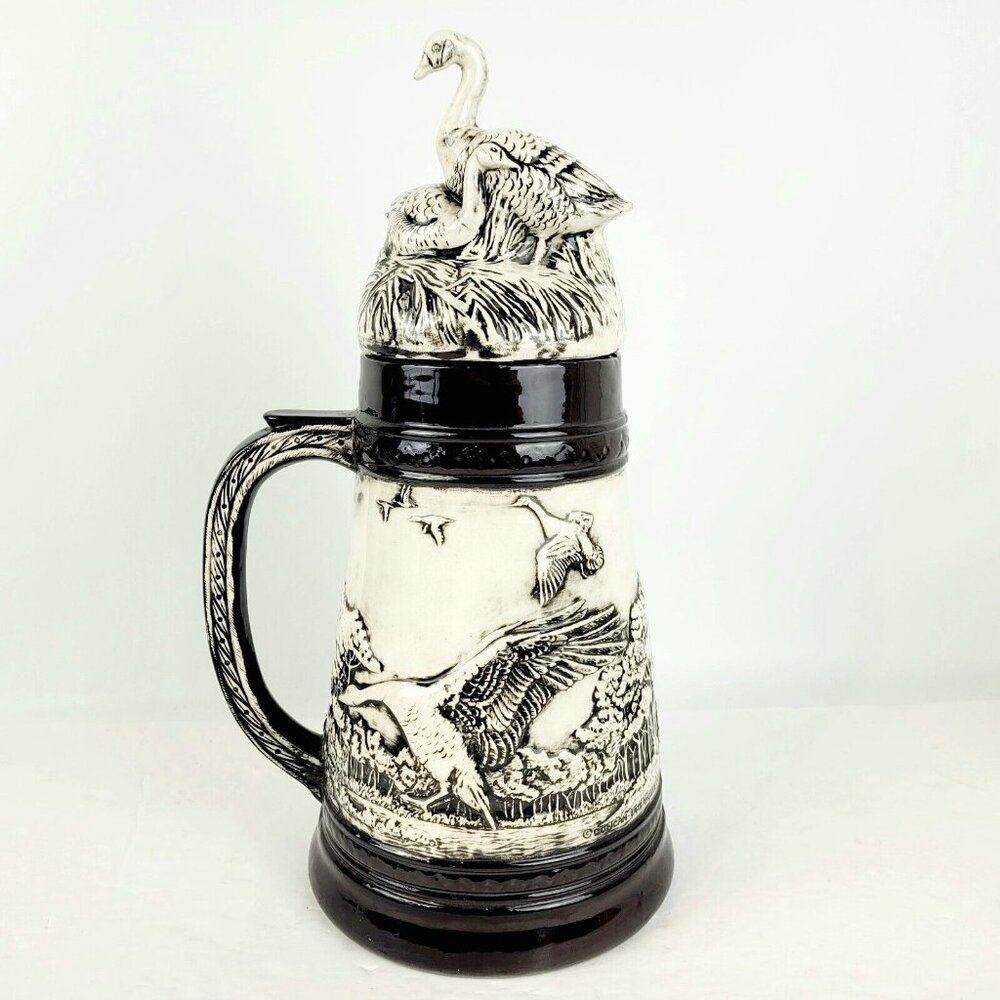 Duncan Enterprises 1983 Vintage Ceramic Ducks Birds Unlimited Stein 14" Jar Mug